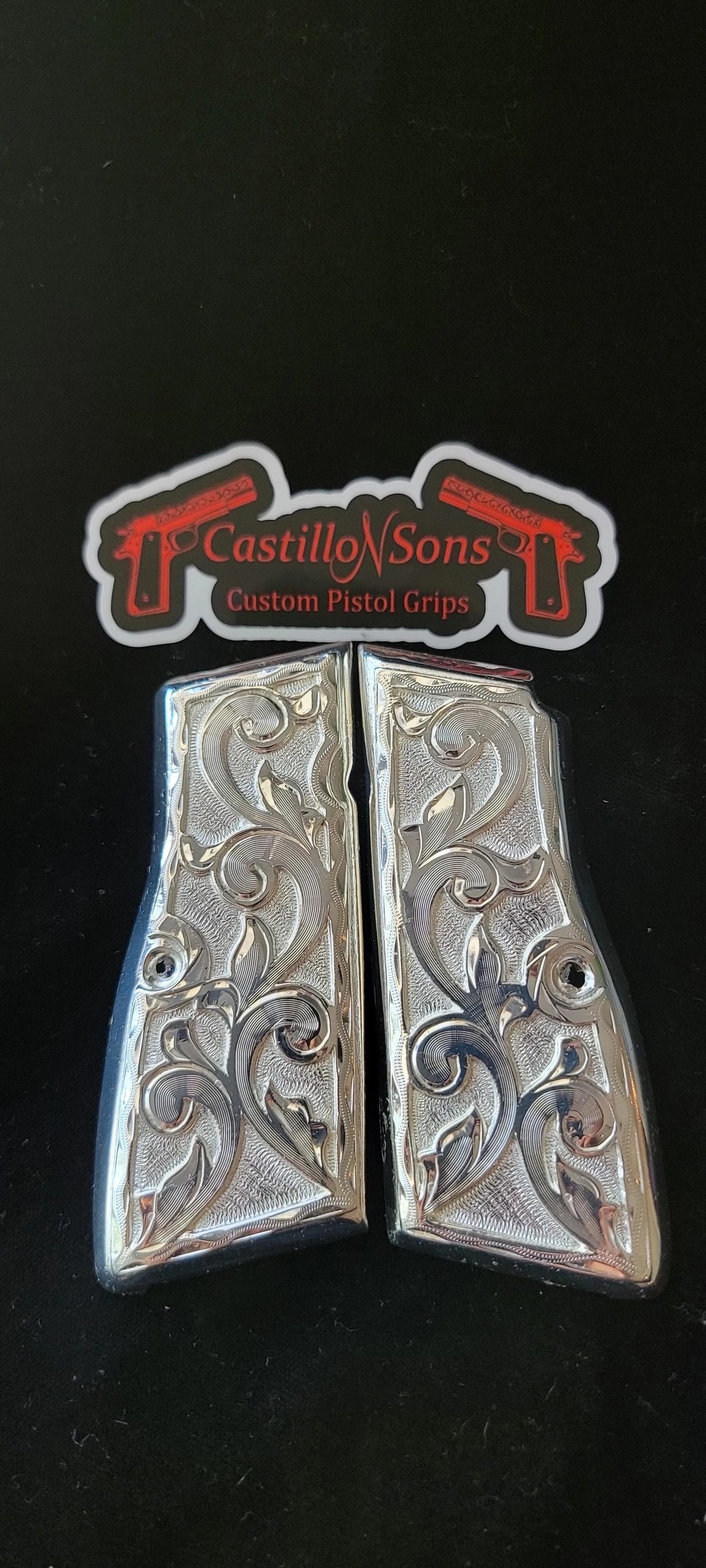 Scroll Design Browning Hi-Power Grips — Alternate Style